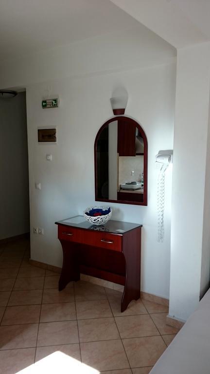 Petrino Apartman Szárti Szoba fotó